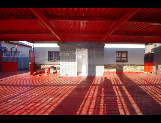 200M² INVESTMENT FOR SALE IN SPRINGS CENTRAL